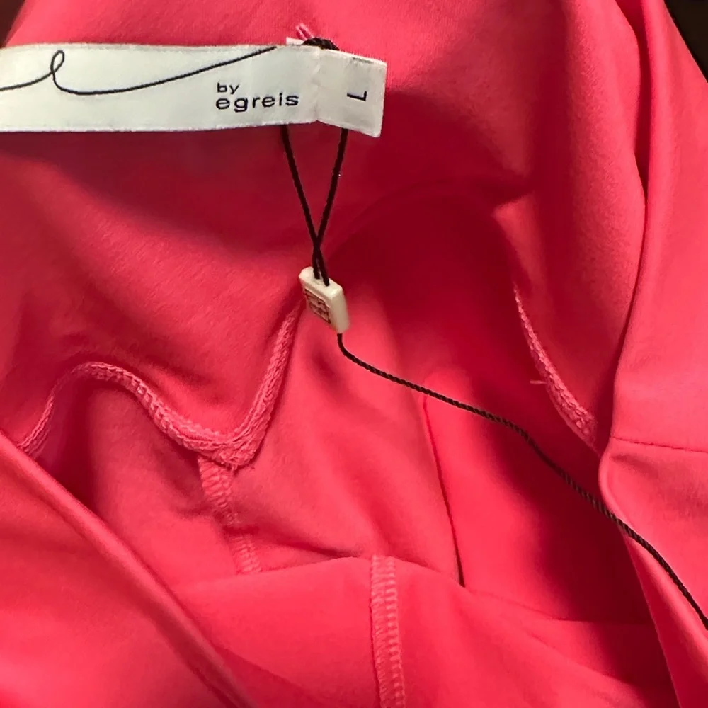 ByEgreis neon pink High-Waisted Leggings and sports bra matching set sz large.